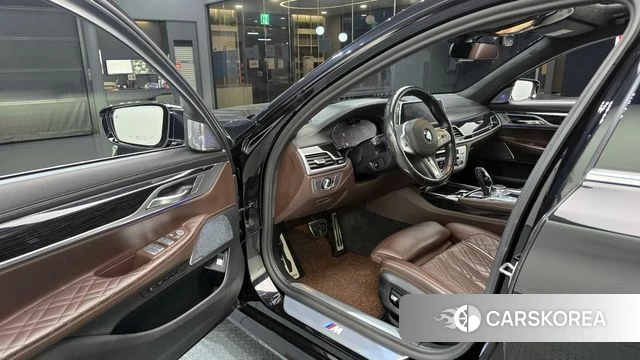 BMW 7 Series (G11) id 3923895 из Кореи 20