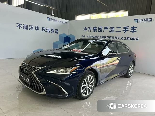 Lexus ES id 4262150 из Китая 25
