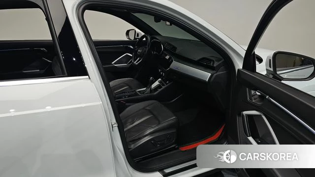 Audi Q3 (F3) id 4614724 из Кореи 35