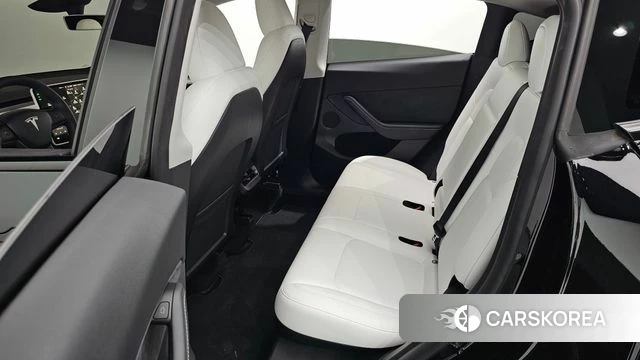 Tesla Model Y id 4649863 из Кореи 30