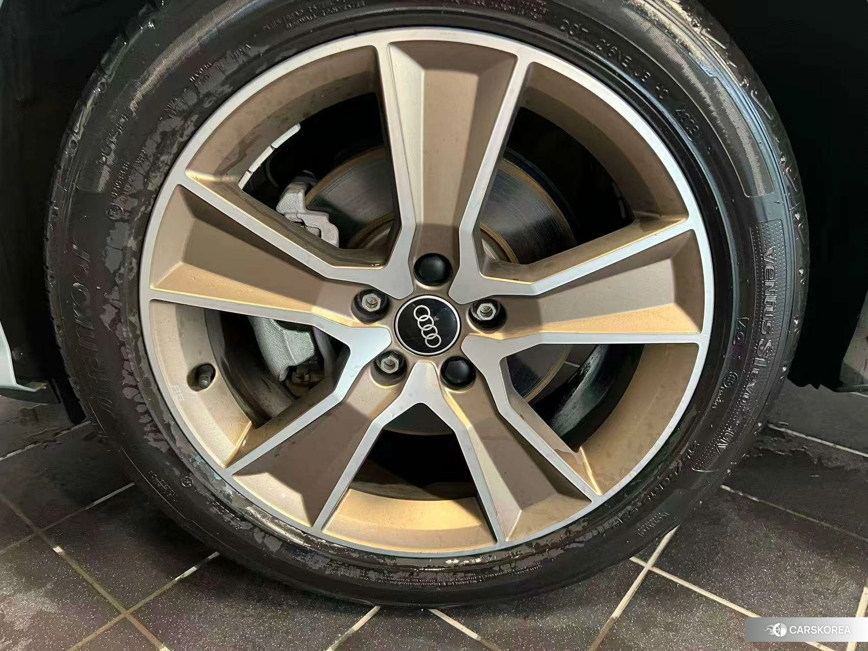 Audi Q2L id 4455494 из Китая 14