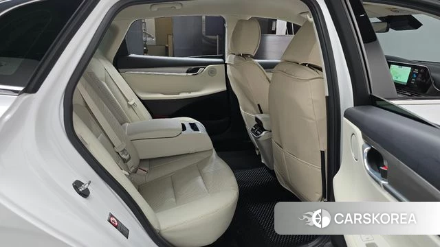 Hyundai The New Grandeur IG Hybrid id 4676556 из Кореи 33