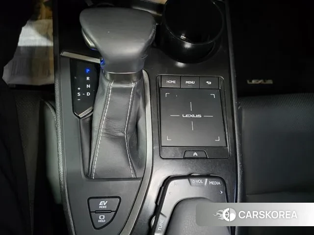 Lexus UX250h id 3464648 из Кореи 19