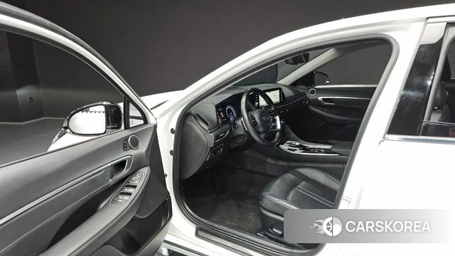 Hyundai Sonata (DN8) id 4692938 из Кореи 32