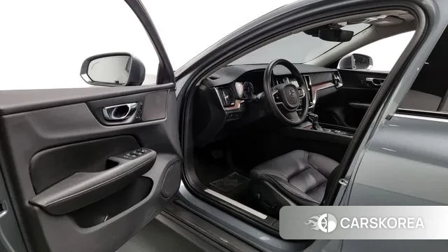 Volvo V60 Cross-Country 2nd Generation id 3350713 из Кореи 20