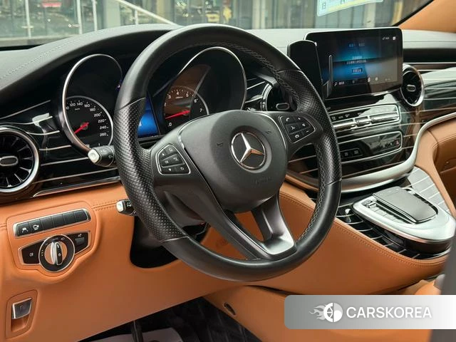 Mercedes-Benz V-class id 4341678 из Китая 21