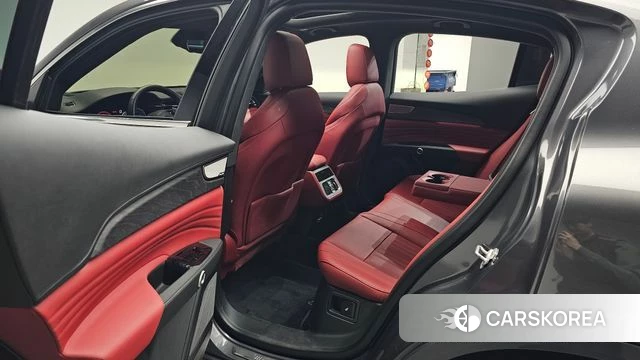 Maserati Grecale id 3891459 из Кореи 20