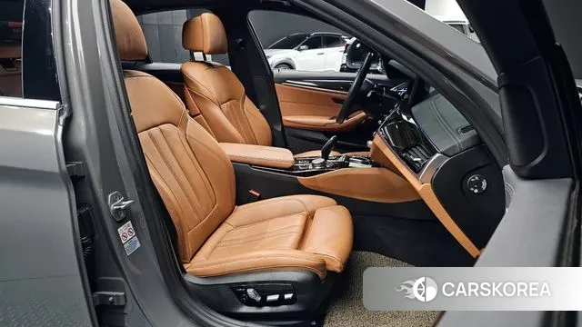 BMW 5 Series (G30) id 3753589 из Кореи 20