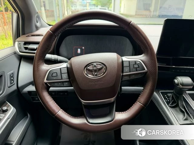 Toyota Saina id 4275416 из Китая 18
