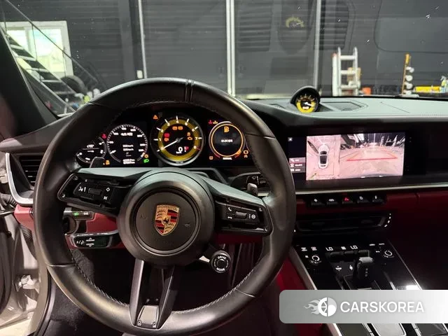 Porsche 911(992) id 3023666 из Кореи 18