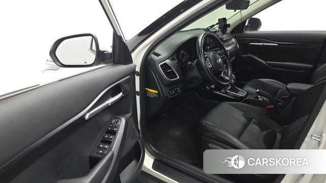 Kia Seltos id 3916776 из Кореи 20