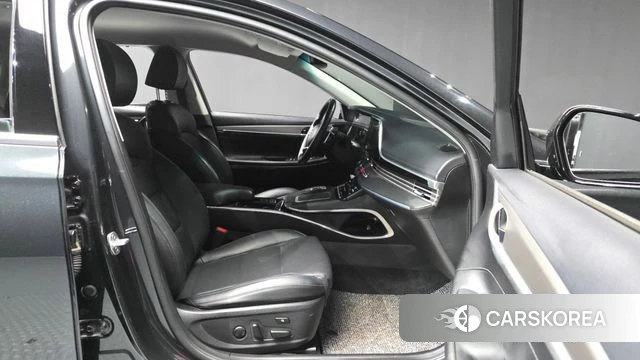 Hyundai The New Grandeur IG id 3924116 из Кореи 20