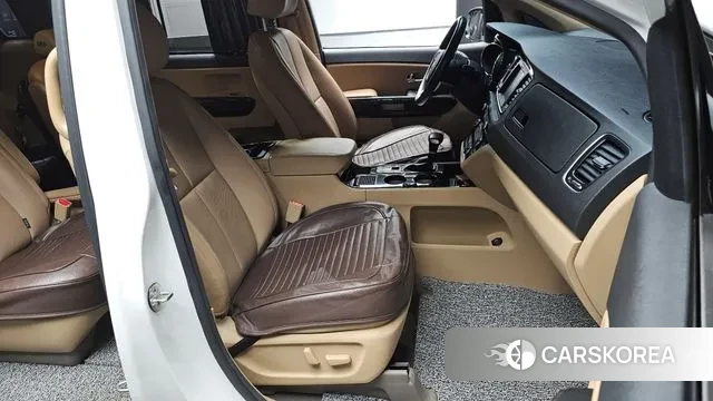 Kia The New Carnival id 3723538 из Кореи 20