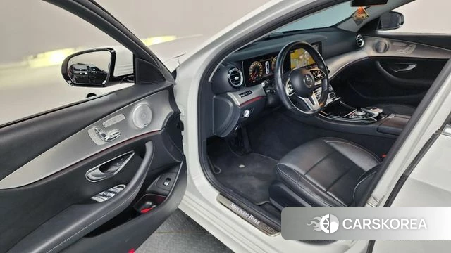 Mercedes-Benz E-Class W213 id 4557392 из Кореи 36