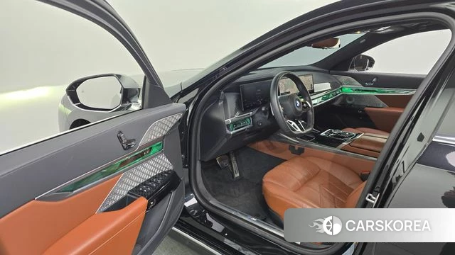 BMW i7 (G70) id 3831870 из Кореи 20