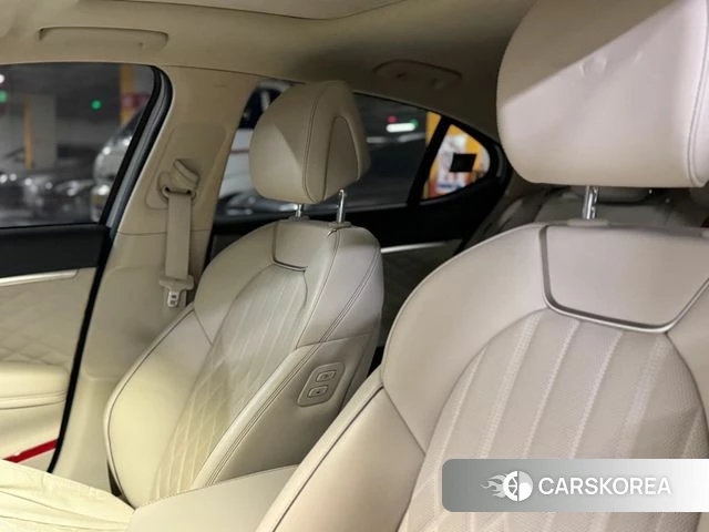 Genesis The New G70 id 4872189 из Кореи 17