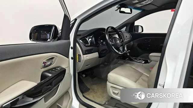 Kia The New Carnival id 4188331 из Кореи 20