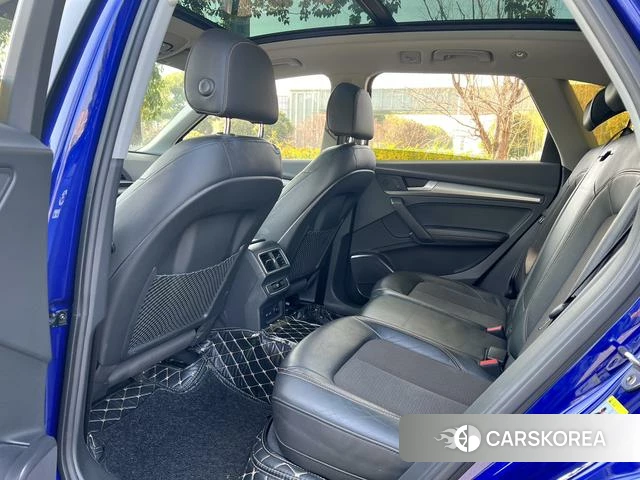 Audi Q5L id 4212458 из Китая 16