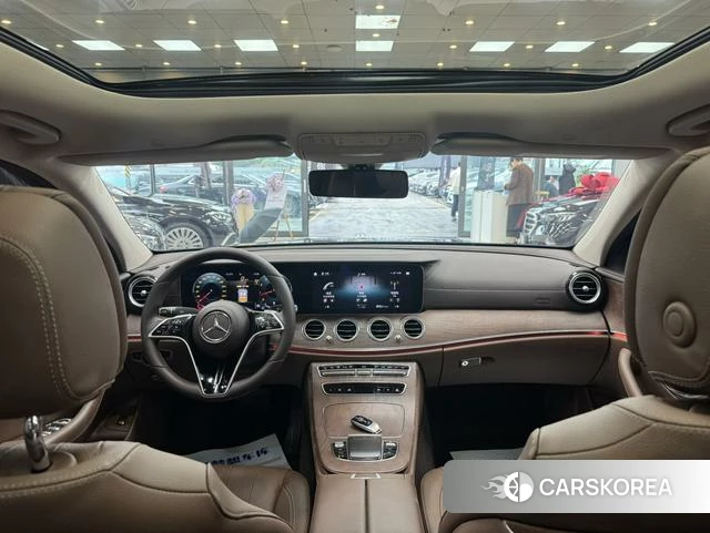 Mercedes-Benz E-class id 4334879 из Китая 28