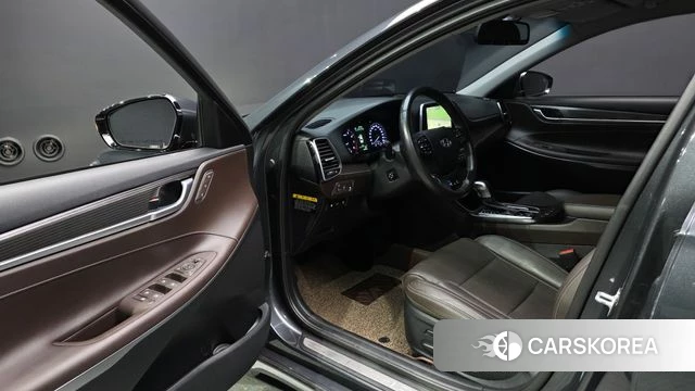 Hyundai Grandeur IG id 4615439 из Кореи 33