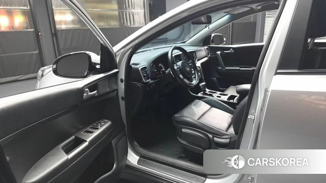 Kia Sportage The Bold id 4604354 из Кореи 30