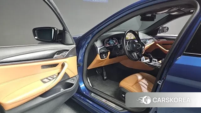 BMW 5 Series (G30) id 3028252 из Кореи 20