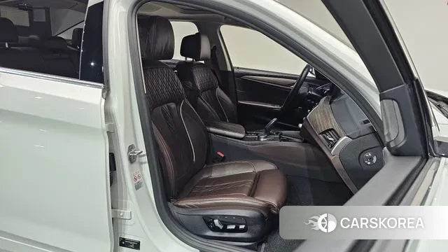 BMW 5 Series (G30) id 3691937 из Кореи 20