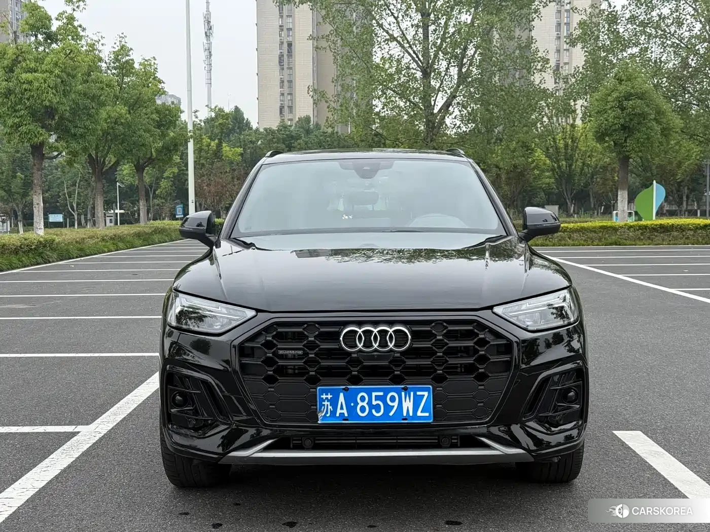 Audi Q5L id 4559870 из Китая 15