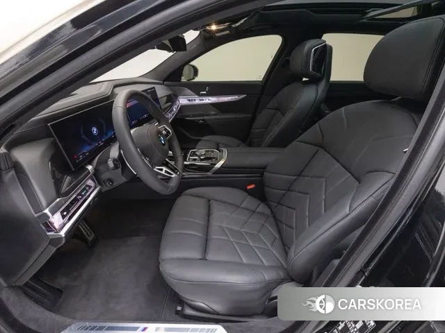 BMW 7 Series (G70) id 3371663 из Кореи 20