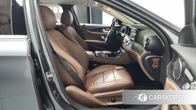 Mercedes-Benz E-Class W213 id 3911765 из Кореи 20