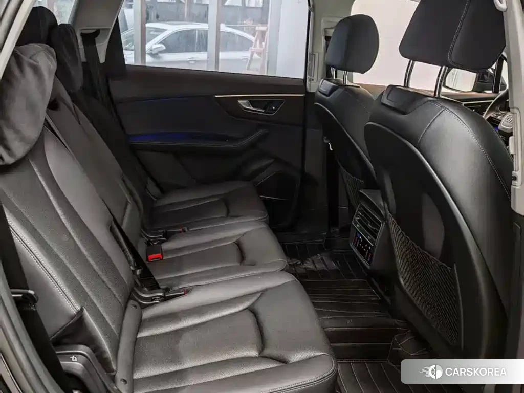 Audi Q7 id 4538836 из Китая 16