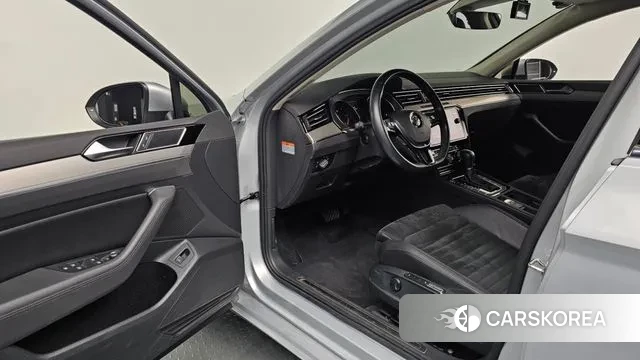 Volkswagen Passat GT (B8) id 3292454 из Кореи 20