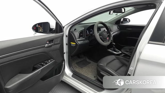 Hyundai Avante AD id 4652256 из Кореи 30