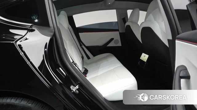 Tesla Model 3 id 4730228 из Кореи 33