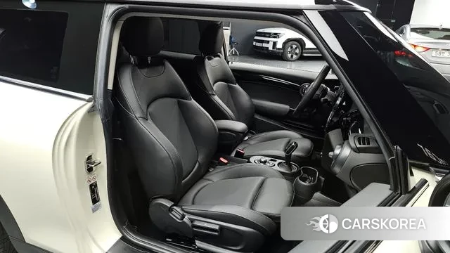 Mini Cooper S id 3722299 из Кореи 20