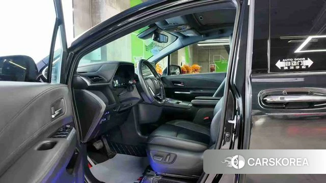 Toyota Saina id 4272798 из Китая 16