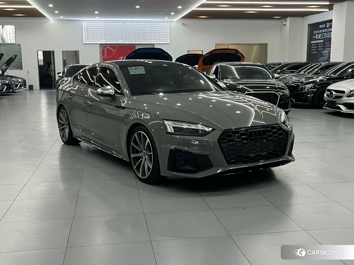 Audi S5 id 4479609 из Китая 15