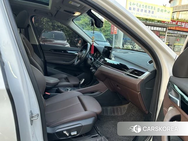 BMW X1 id 4276722 из Китая 18