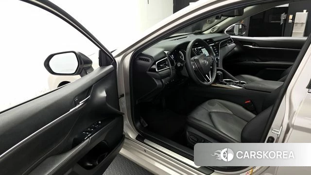 Toyota Camry (XV70) id 3801803 из Кореи 20