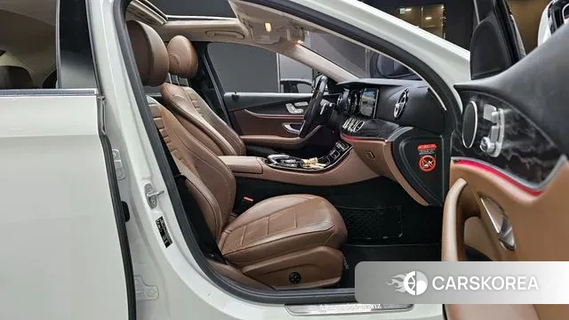 Mercedes-Benz E-Class W213 id 3547699 из Кореи 20