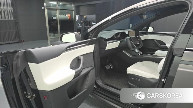Tesla Model X id 4523826 из Кореи 33