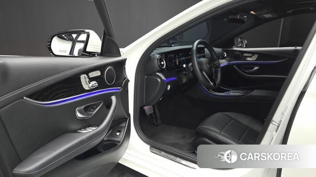 Mercedes-Benz E-Class W213 id 4603223 из Кореи 34