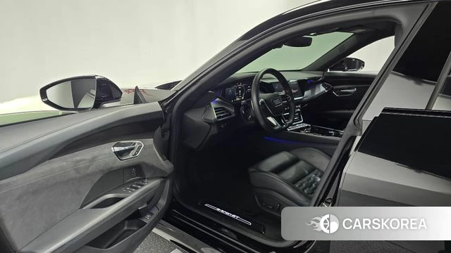 Audi e-Tron GT id 4631574 из Кореи 36