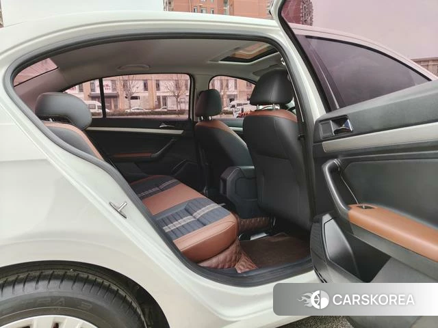 Volkswagen Lavida id 4273497 из Китая 10