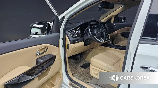 Kia The New Carnival id 3924976 из Кореи 20