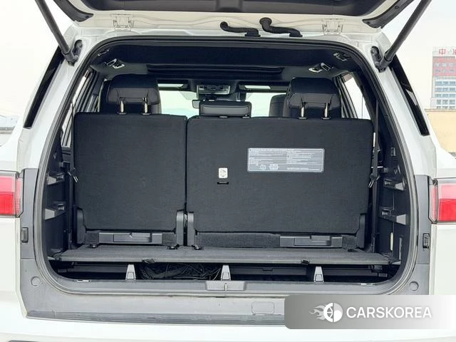 Toyota Sequoia id 4260657 из Китая 25