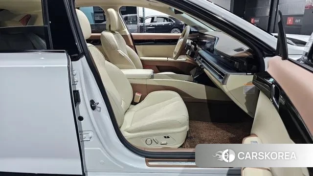 Hyundai Grandeur Hybrid (GN7) id 3333337 из Кореи 20