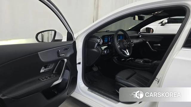 Mercedes-Benz A-Class W177 id 4476526 из Кореи 30