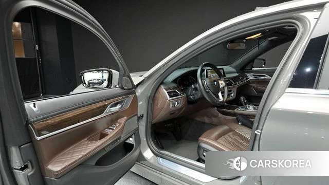 BMW 7 Series (G11) id 4383989 из Кореи 35