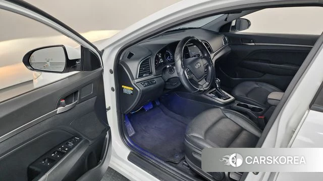 Hyundai Avante AD id 4536808 из Кореи 20